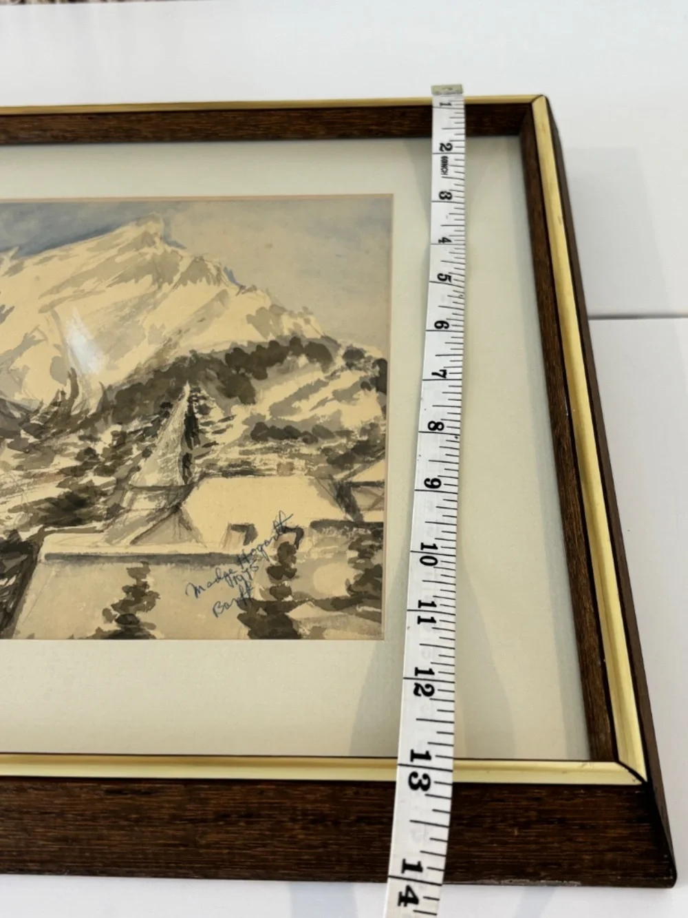 Vintage framed watercolour painting of Banff Canada signed Madge Hogarth 1975 - Picture 10 of 11